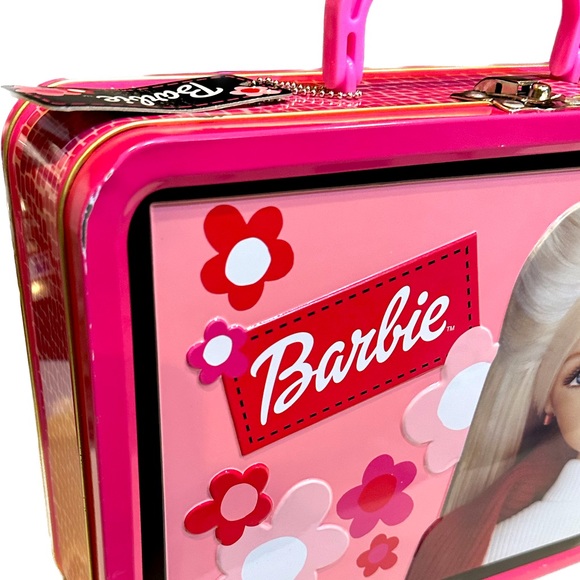 VTG 2000 BARBIE COLLECTOR SUITCASE TIN 13”x9”x4” OVERNIGHT DOLL STORAGE CASE KEN - Picture 6 of 7